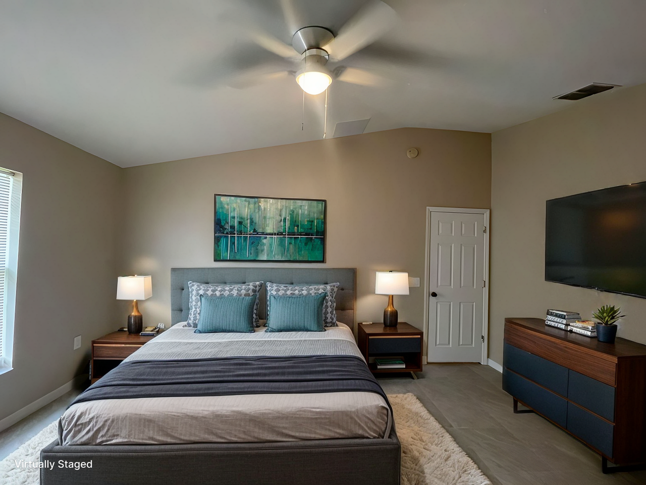 568 Finch Ct - Photo 7 of 29