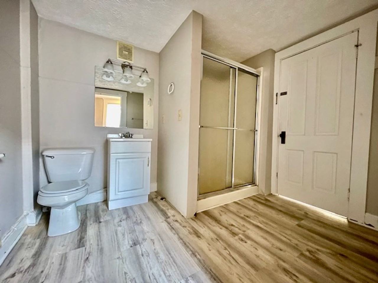 218 Pearl St - Photo 7 of 7