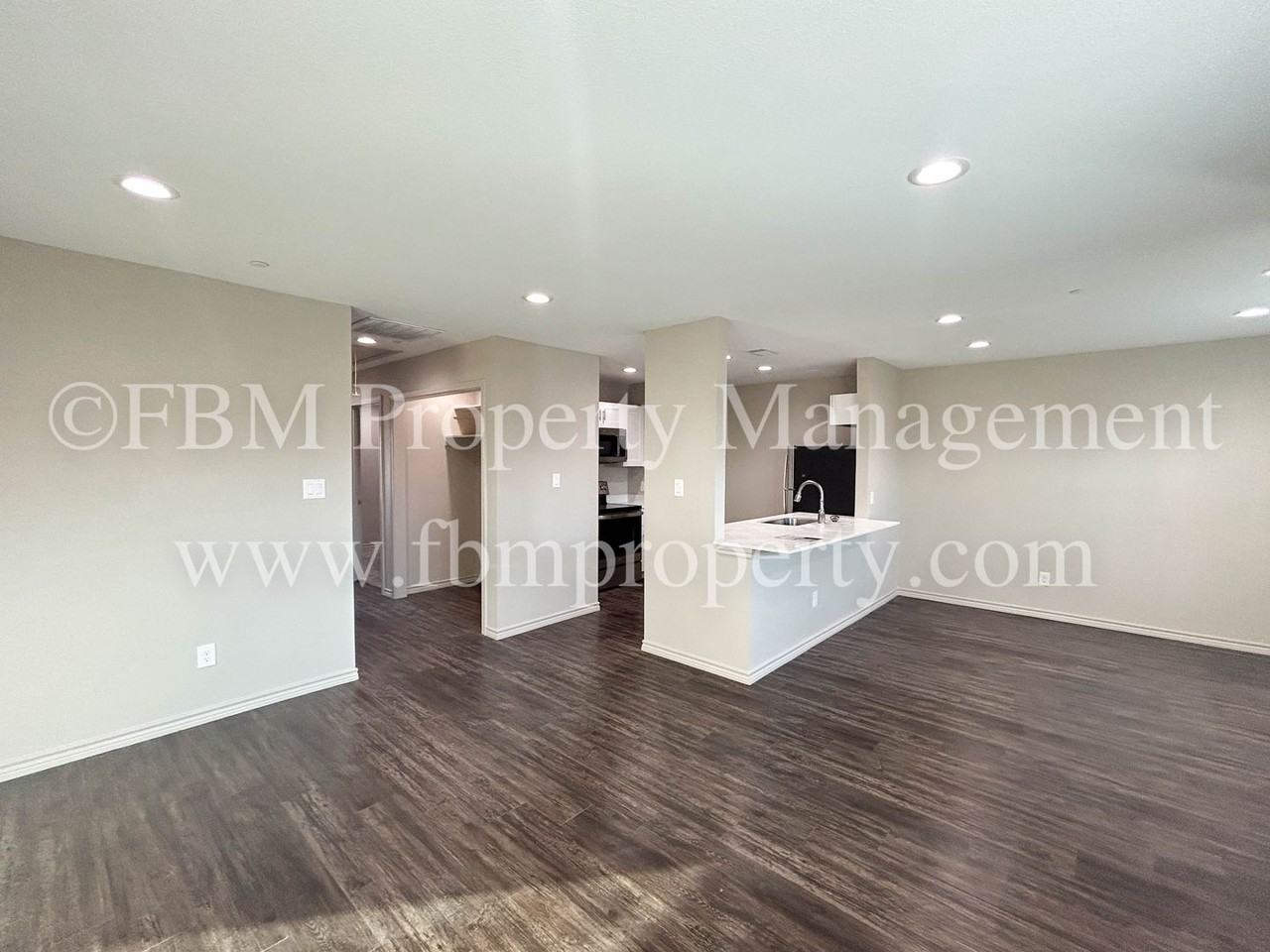 1203 N Clay St #122 - Photo 4 of 19