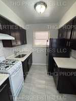 featured image of 309 W 8th St