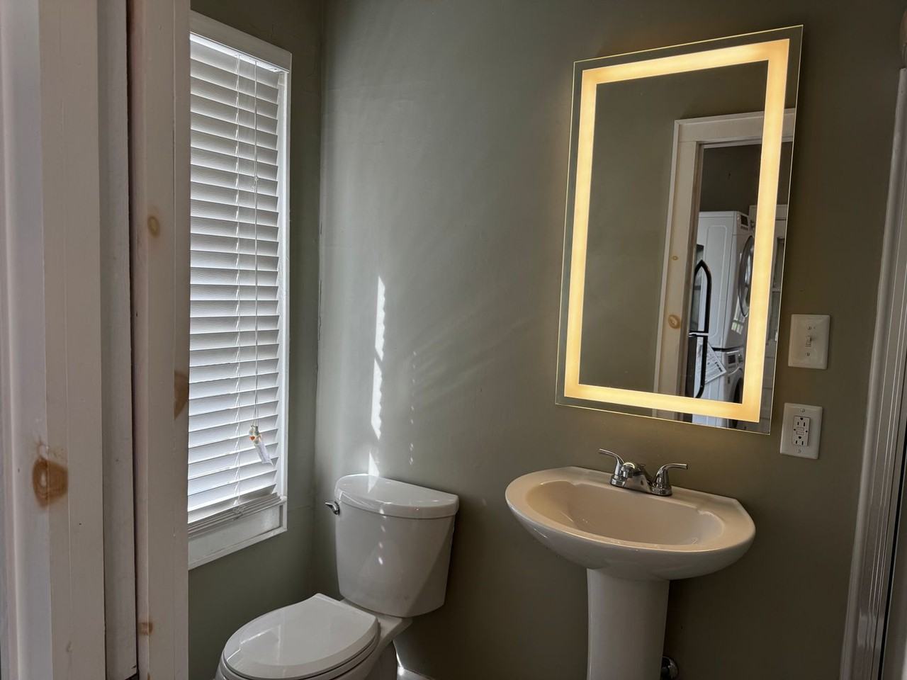 414A Metcalf St - Photo 7 of 17