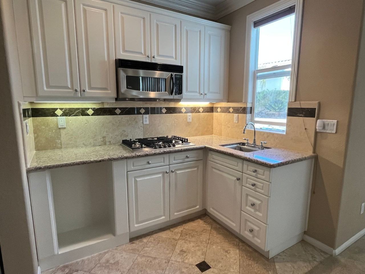 1033 White Alder Ave - Photo 5 of 14