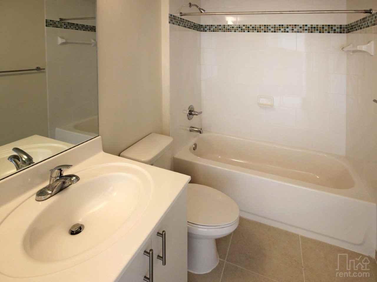 Gibraltar Apartments - Photo 4 of 4