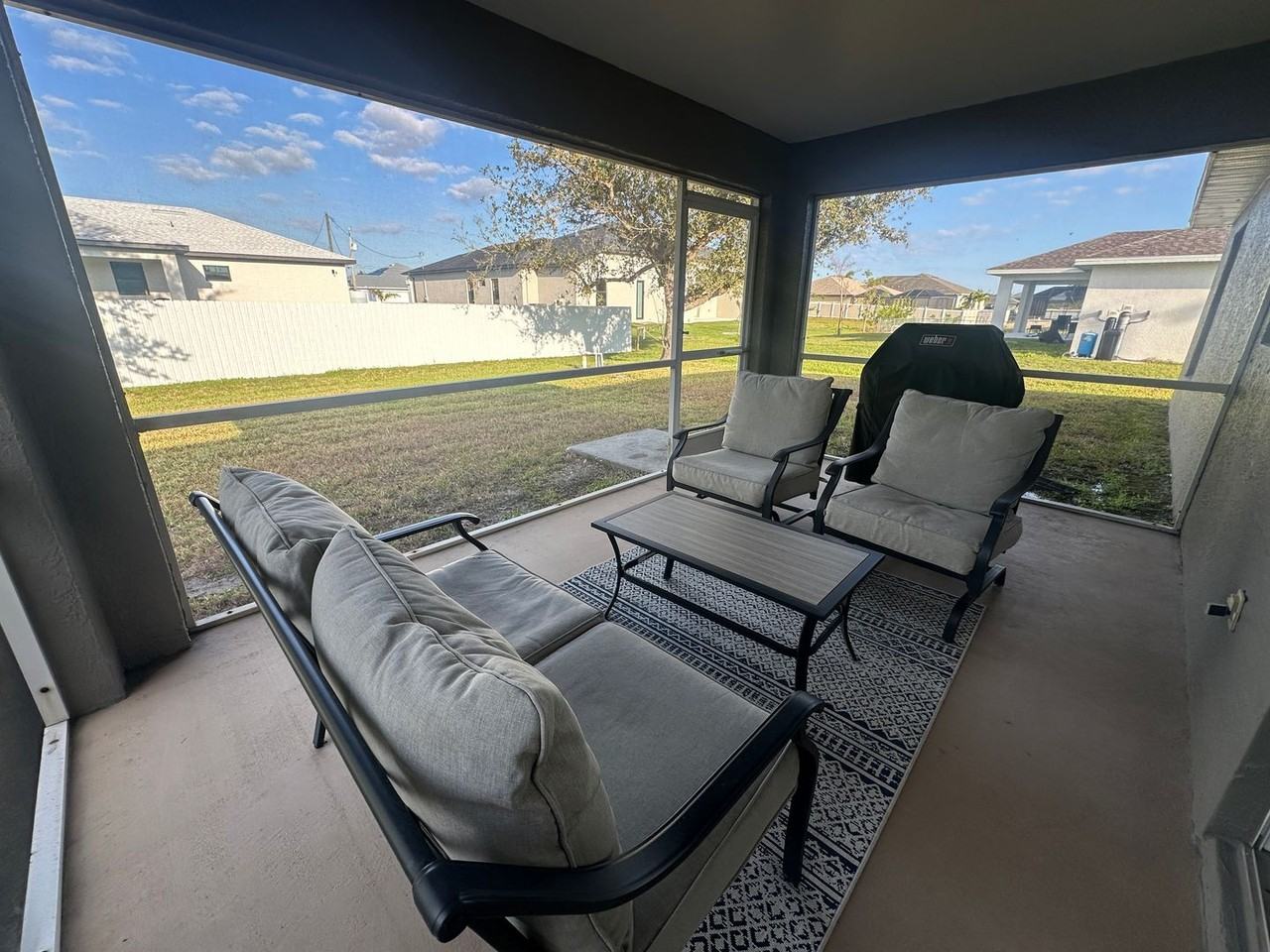 128 Nw 25th Pl - Photo 2 of 13