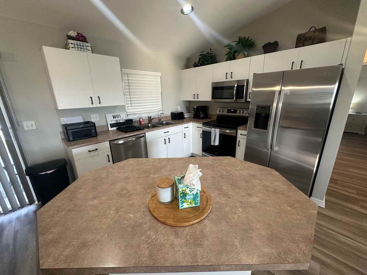 128 Nw 25th Pl - Photo 3 of 13