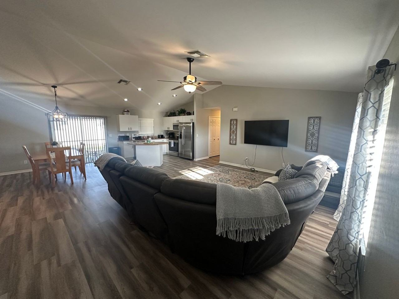 128 Nw 25th Pl - Photo 6 of 13