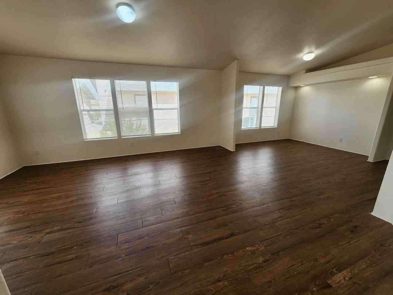 6603 Star Dune Ave - Photo 3 of 17