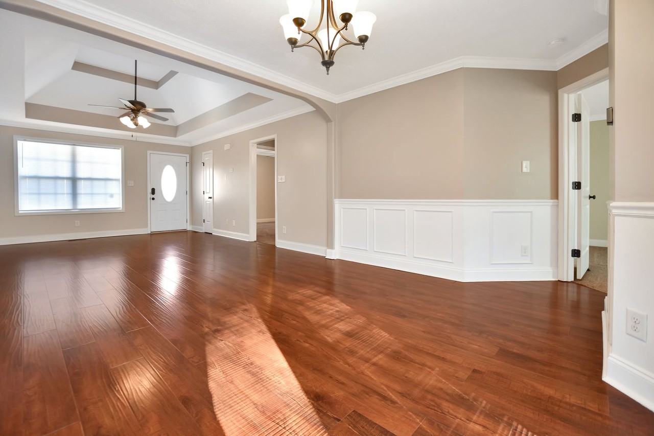 3639 Fox Tail Dr - Photo 5 of 21