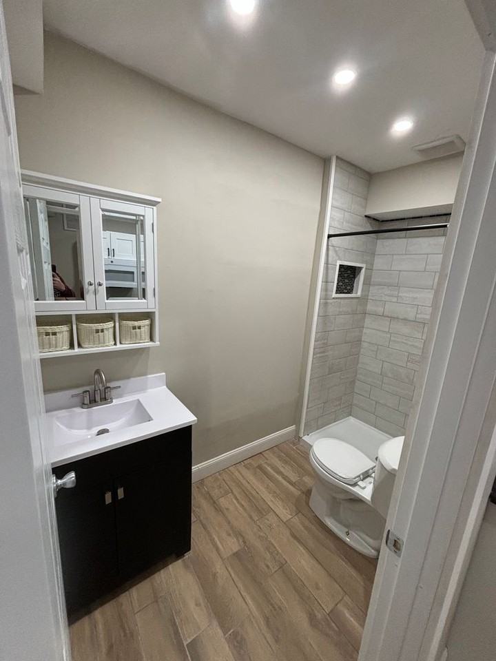 2091 Iuka Ave #A - Photo 7 of 10