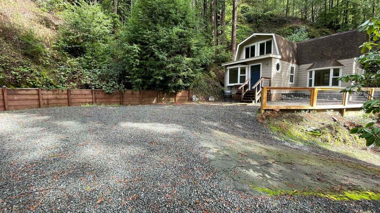 1010 Austin Creek Rd - Photo 2 of 32