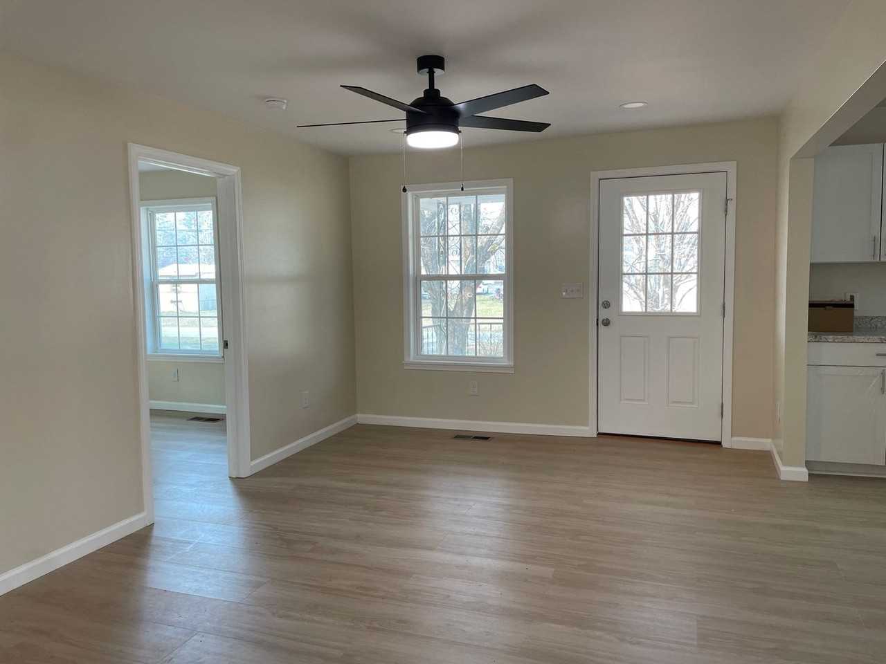 298 Farmer Rd - Photo 2 of 30