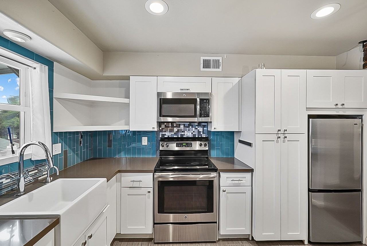 102 Ruelle #208D - Photo 6 of 24