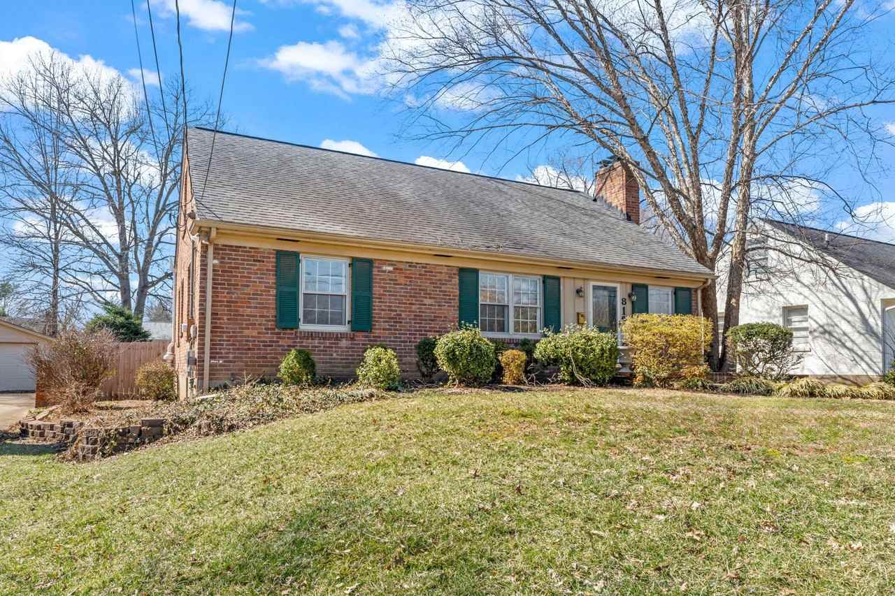 812 Beechwood Rd - Photo 2 of 42