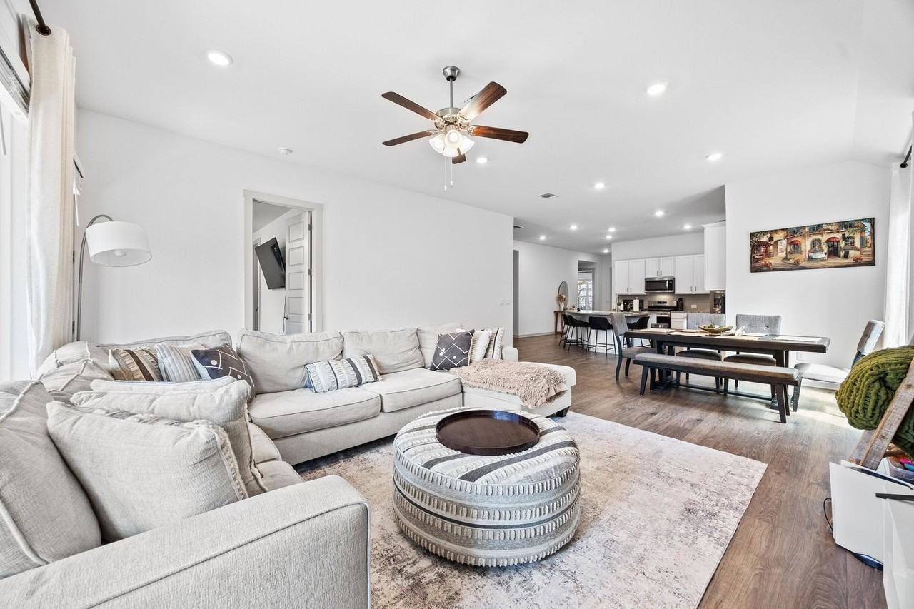 329 Black Sheep Cv - Photo 7 of 39