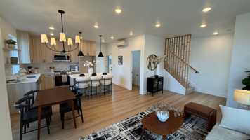 featured image of 9426 9426 - 9436 N Oswego Ave