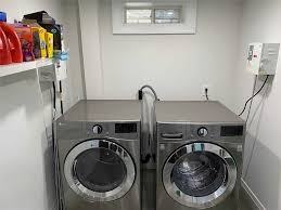 Dufferin St & Bloor St W #1 - Photo 6 of 8