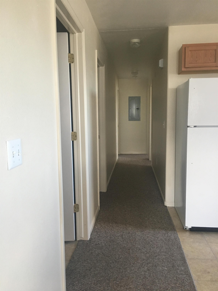 1825 S 9th St #D - Photo 6 of 16