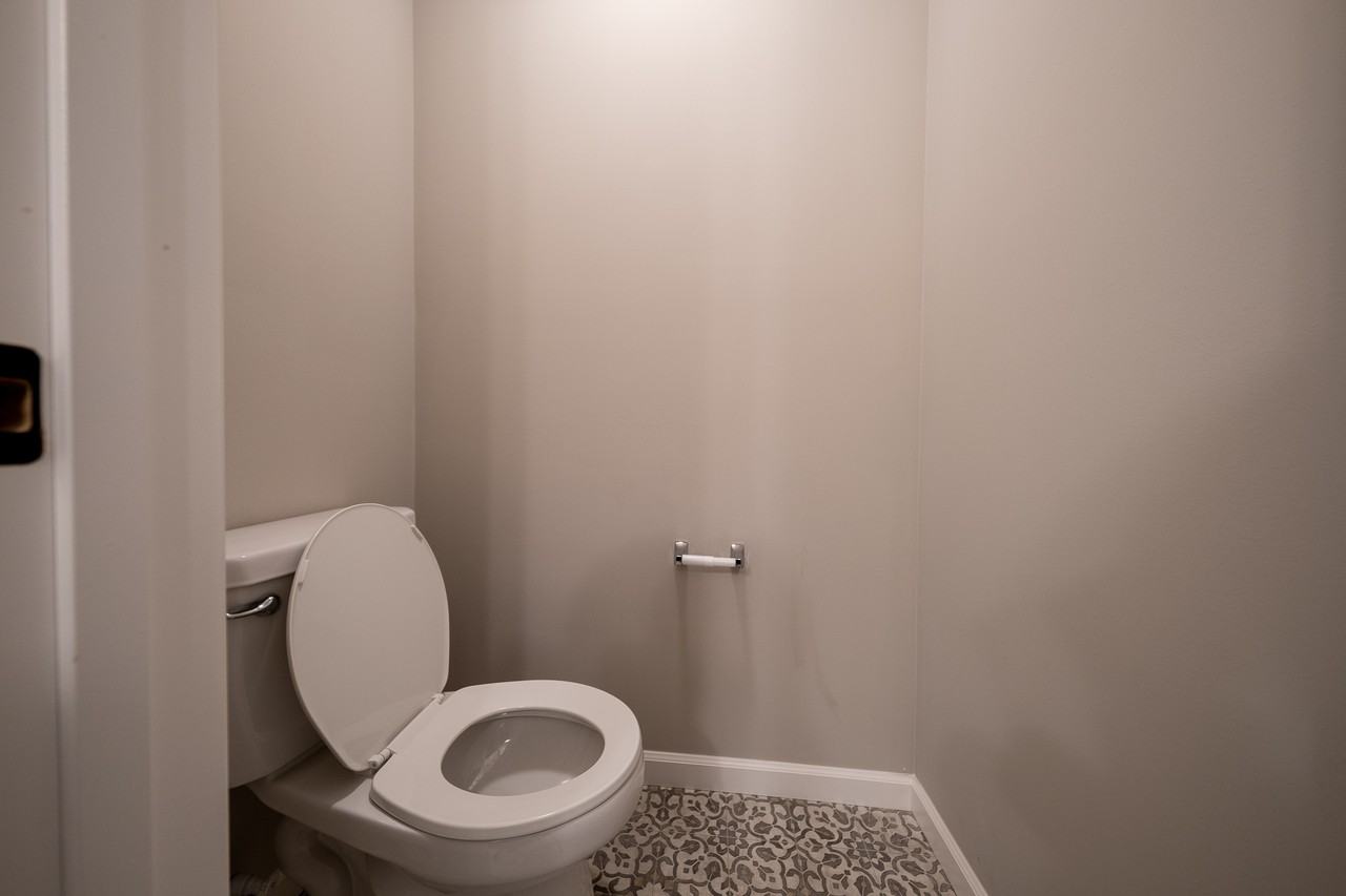 7170 Walnut Grove Way N #1 - Photo 7 of 27