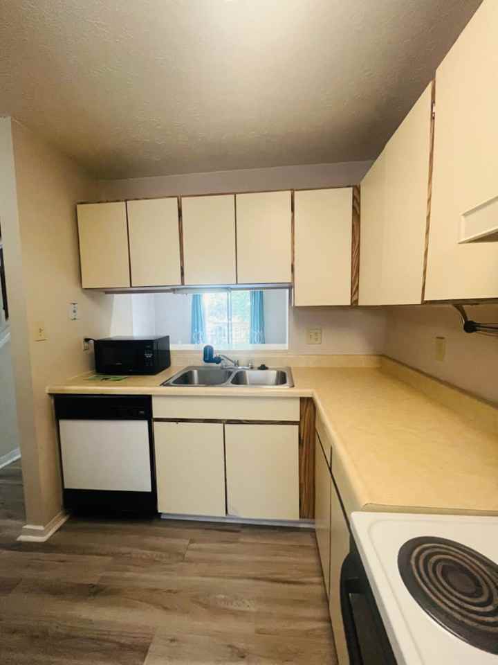 588 East Graham Place #1 - Photo 6 of 18