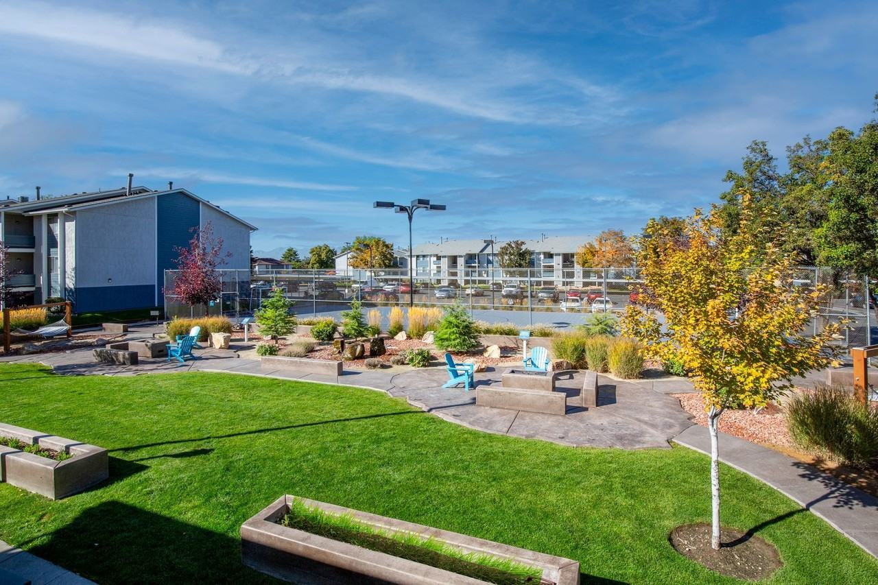 Brighton Place Apartments - Photo 4 of 50