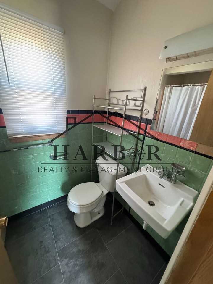 2115 Mamie Eisenhower Ave - Photo 3 of 6