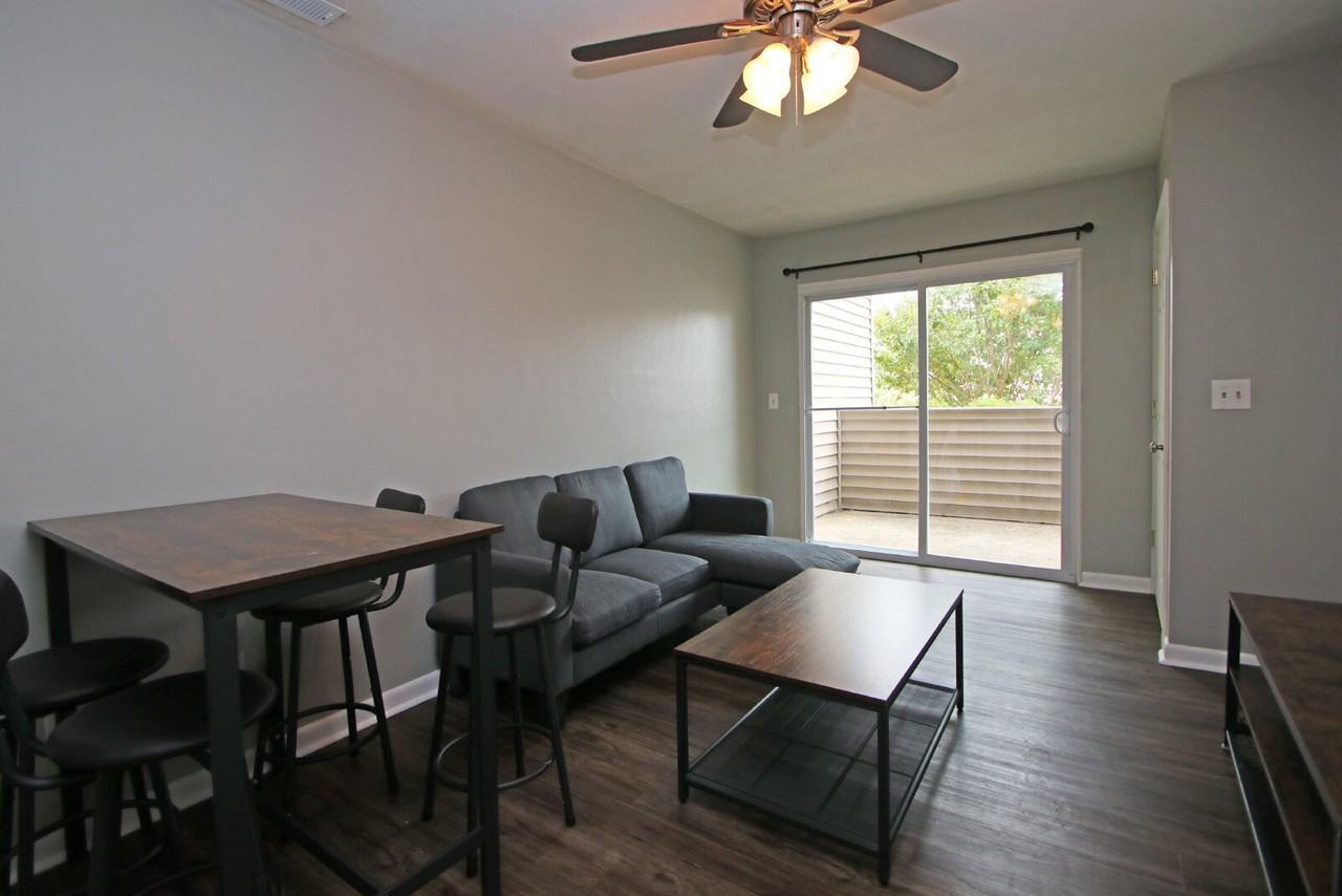 1368 Bradley Dr - Photo 7 of 32