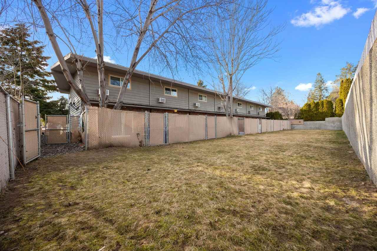 Devon Ave Apartments in East Wenatchee - Photo 3 of 4