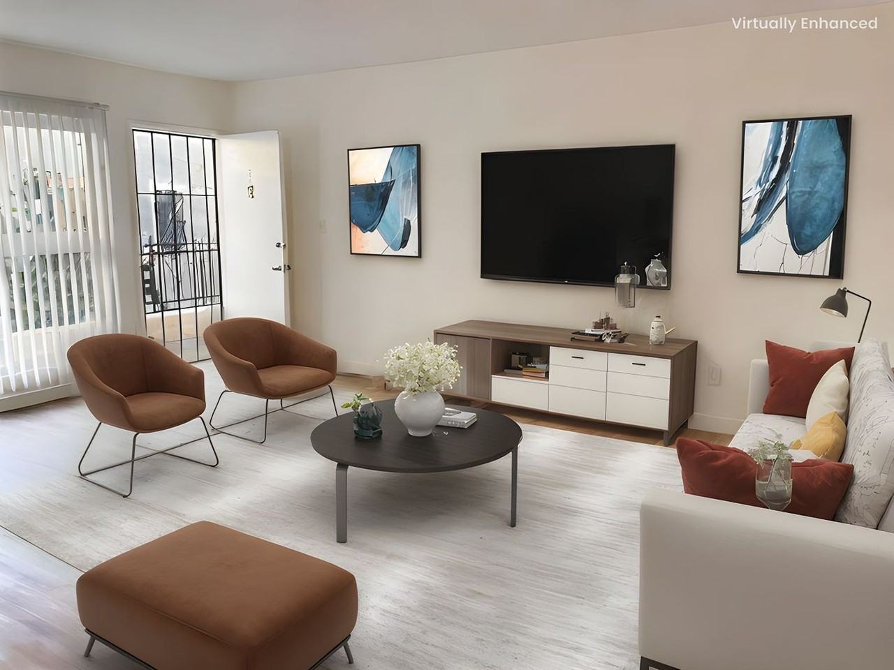 5753 Lexington Ave - Photo 4 of 19