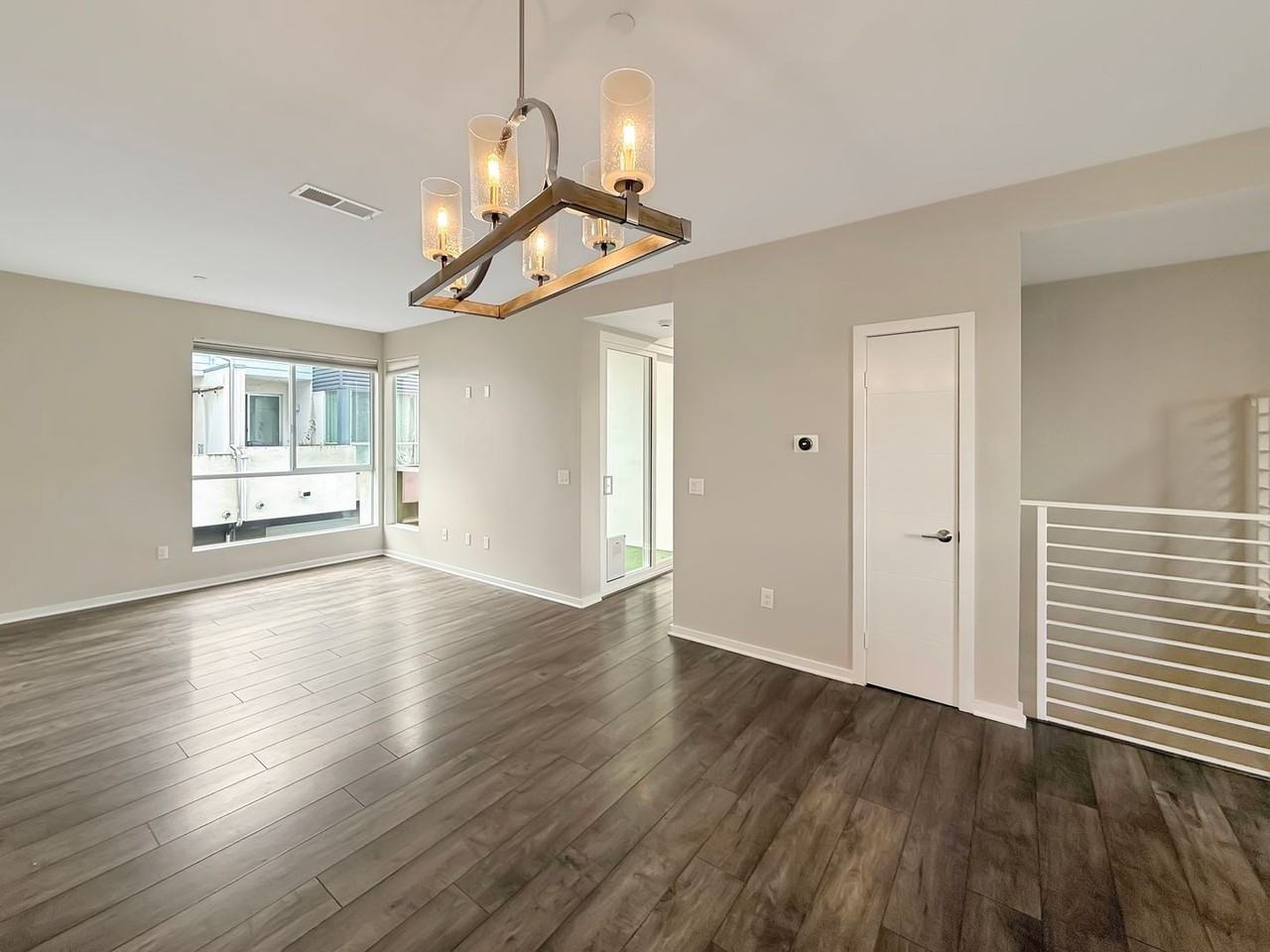 2191 Catalina Blvd - Photo 2 of 24