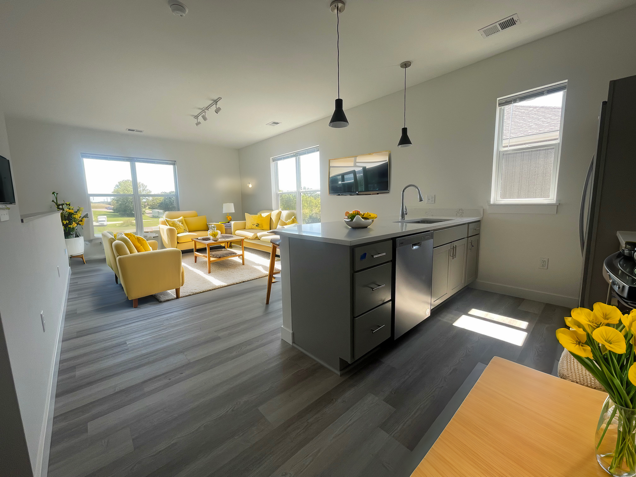 Point Gardens Apartments - Photo 7 of 38