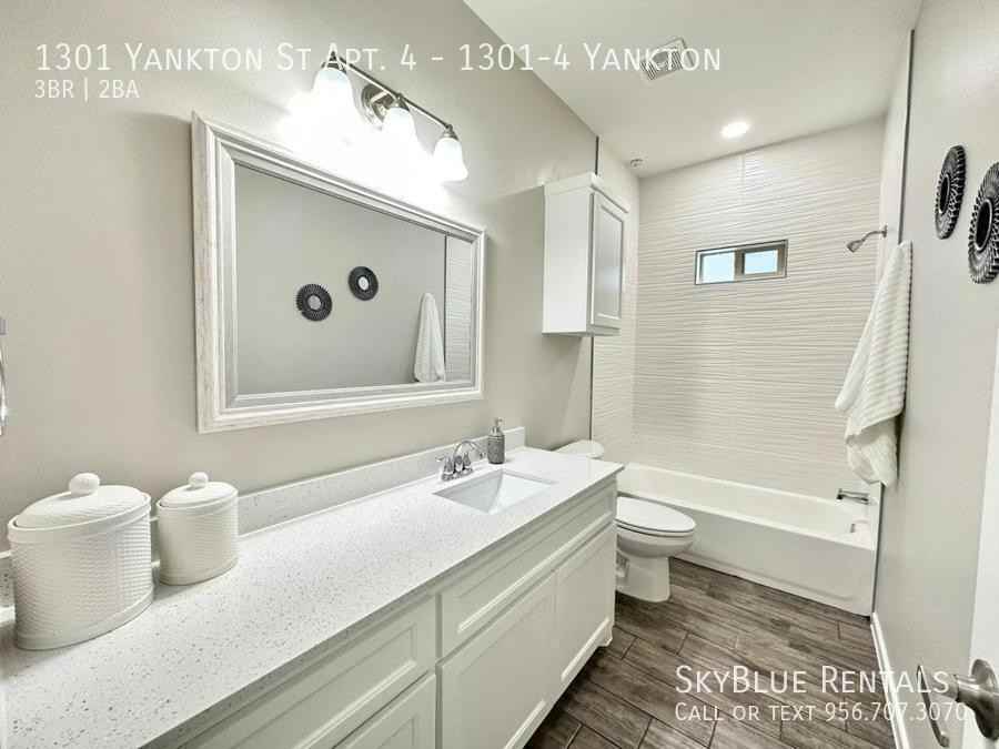 1301 S Yankton St - Photo 7 of 9