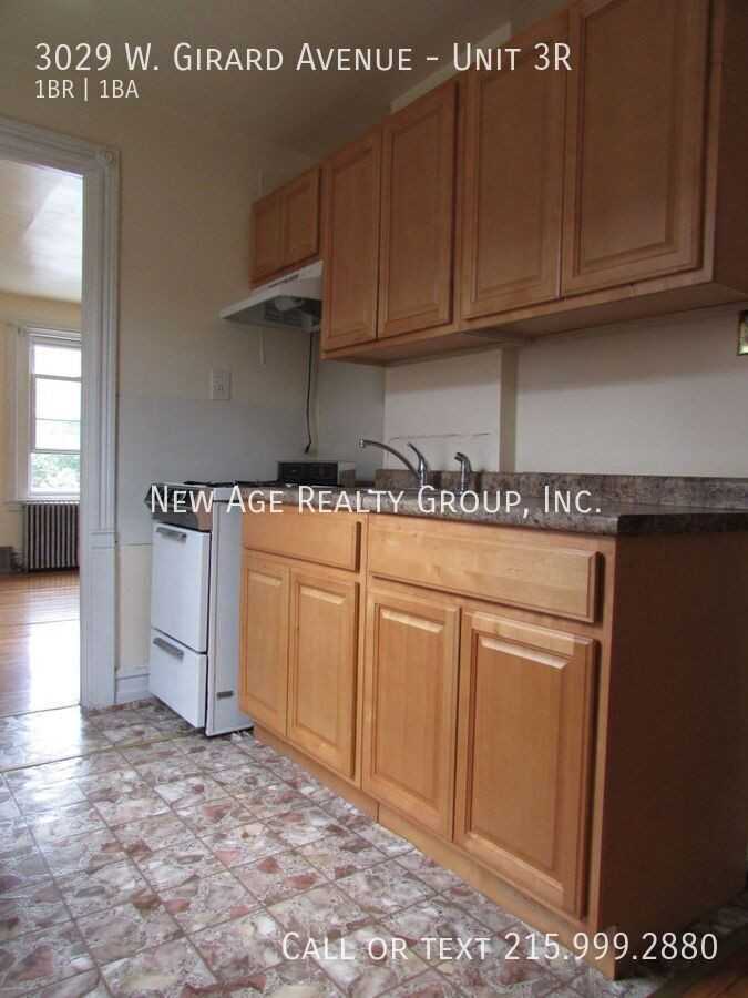 3029 W Girard Ave #3R - Photo 4 of 5