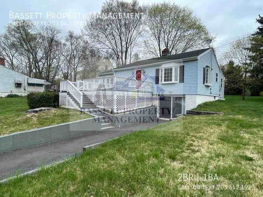 56 Sperry Dr - Photo 2 of 26