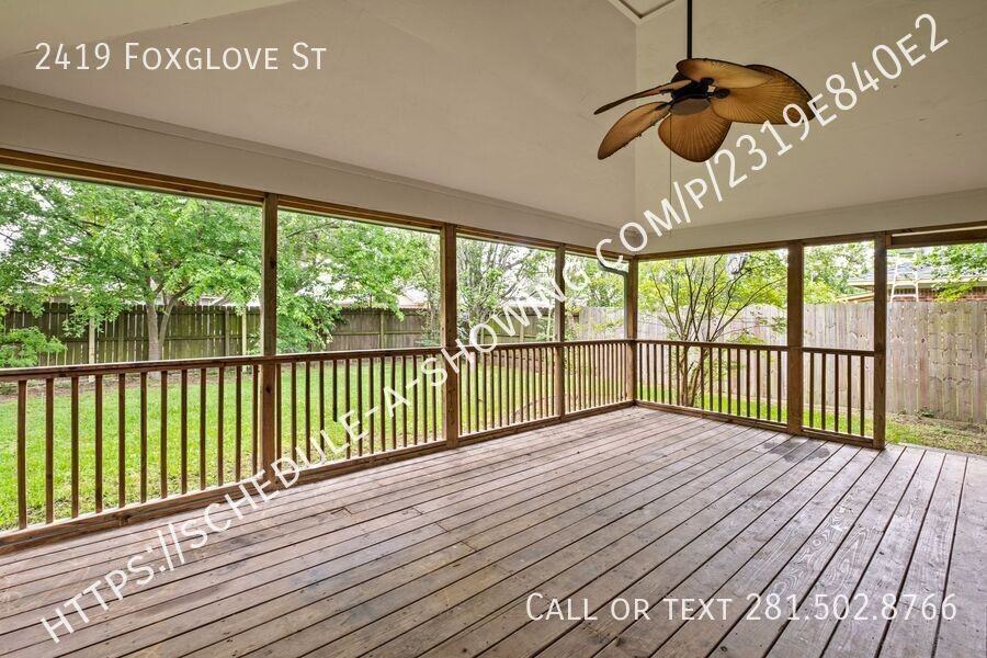 2419 Foxglove St - Photo 3 of 13