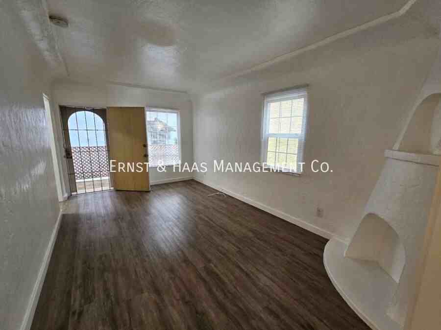 824 Belmont Ave - Photo 3 of 12