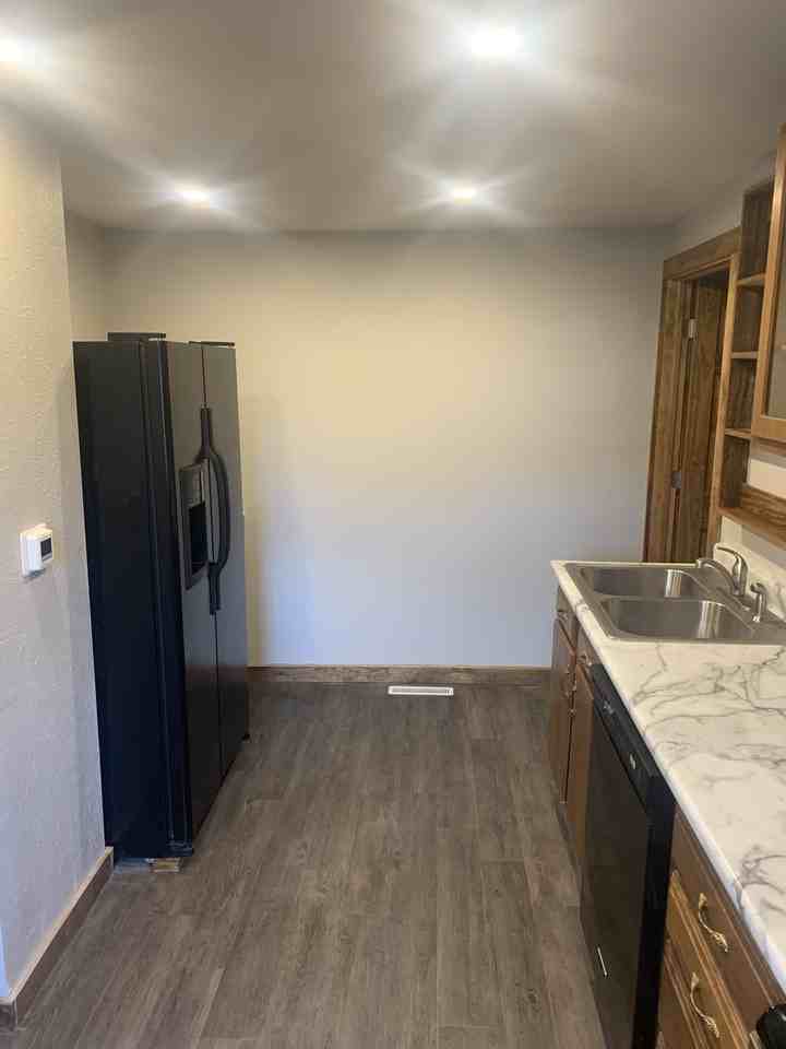 110 Main St #NA - Photo 2 of 10