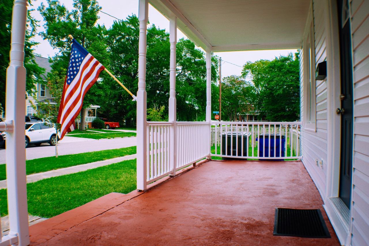 1251 W 27th St #NA - Photo 5 of 16