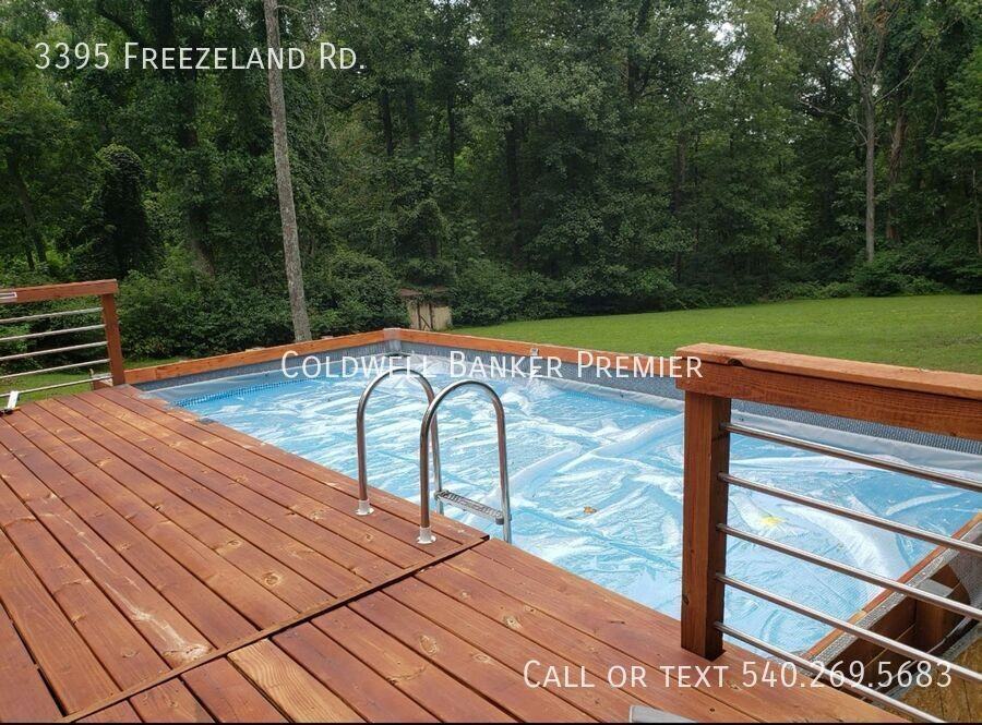 3395 Freezeland Rd - Photo 3 of 8