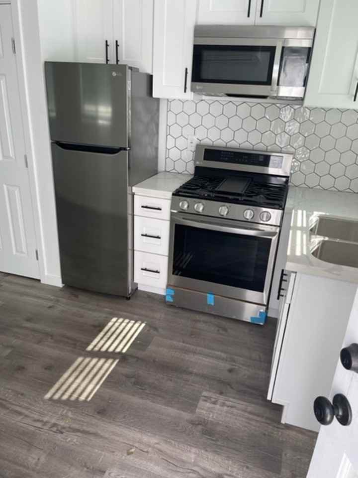 913 S Harlan Ave - Photo 2 of 9