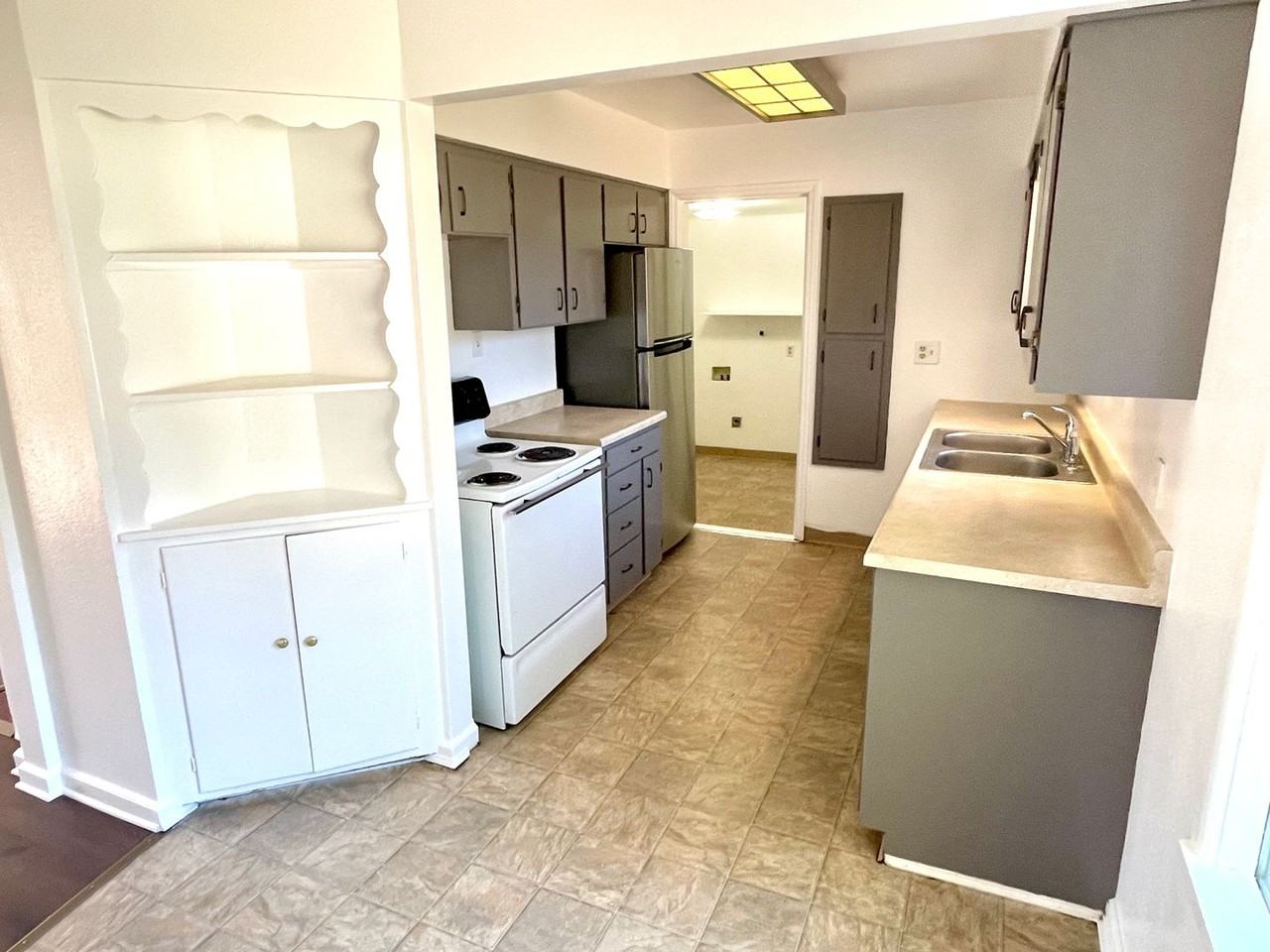 1745 Se 176th Ave - Photo 7 of 16