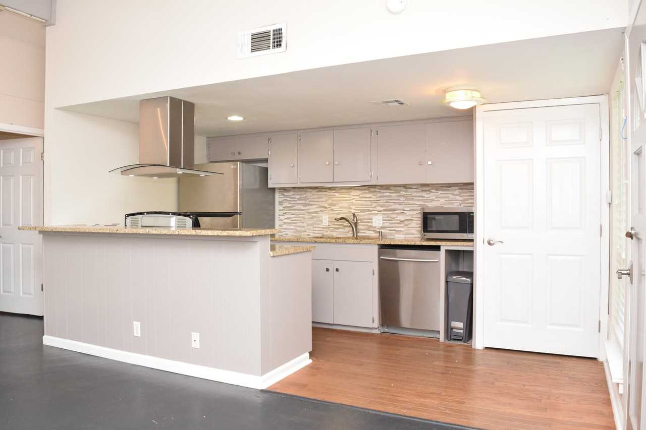 5601 Woodrow Ave #102 - Photo 5 of 20