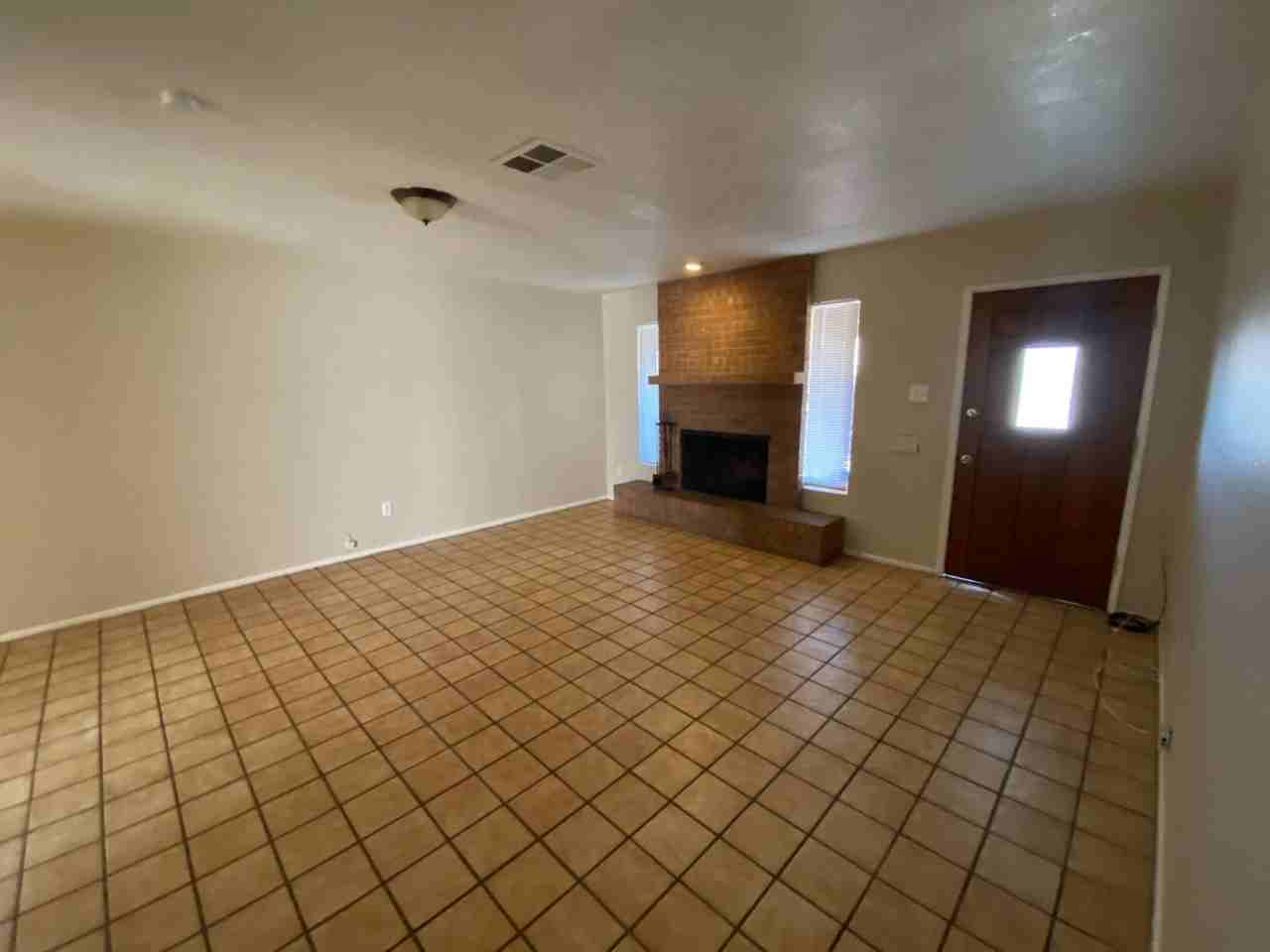 4251 W Keim Dr - Photo 5 of 22