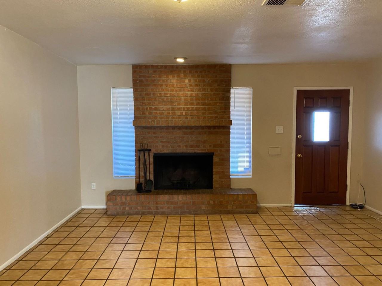 4251 W Keim Dr - Photo 6 of 22