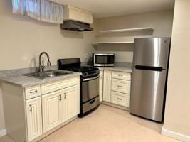 featured image of 471 N San Pedro St