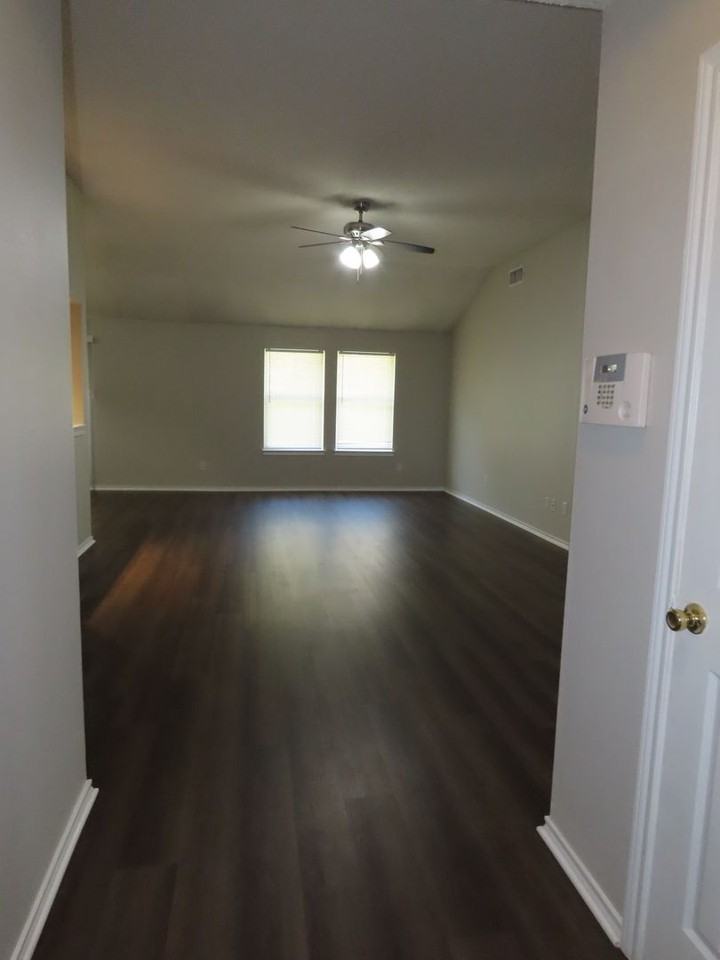 12350 Fannin Pkwy #A - Photo 3 of 19