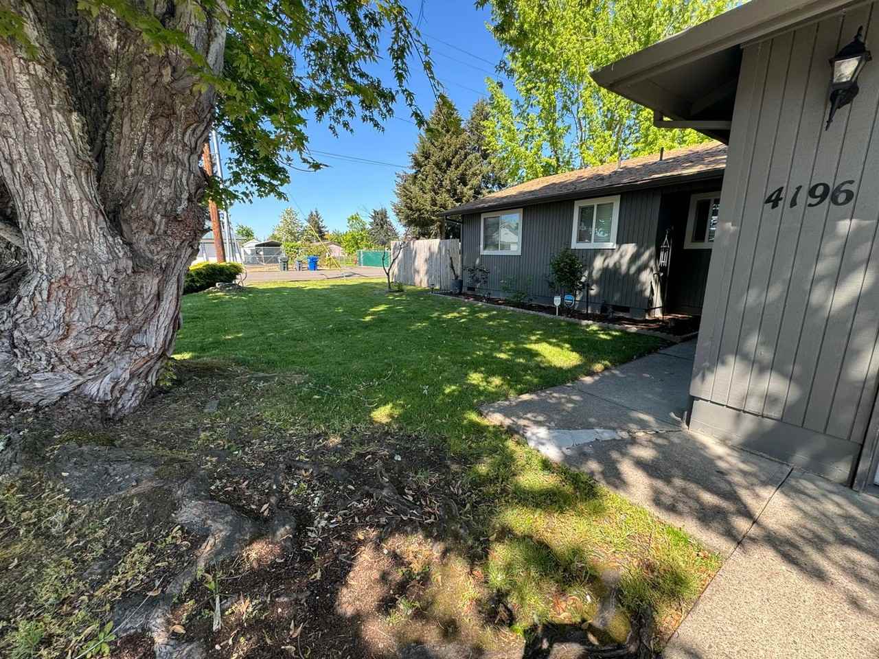 4196 Merrimac Ct Ne - Photo 3 of 42