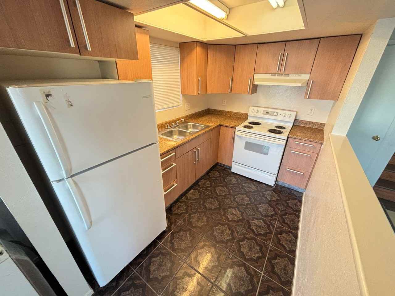 625 N 12th St #A - Photo 2 of 17