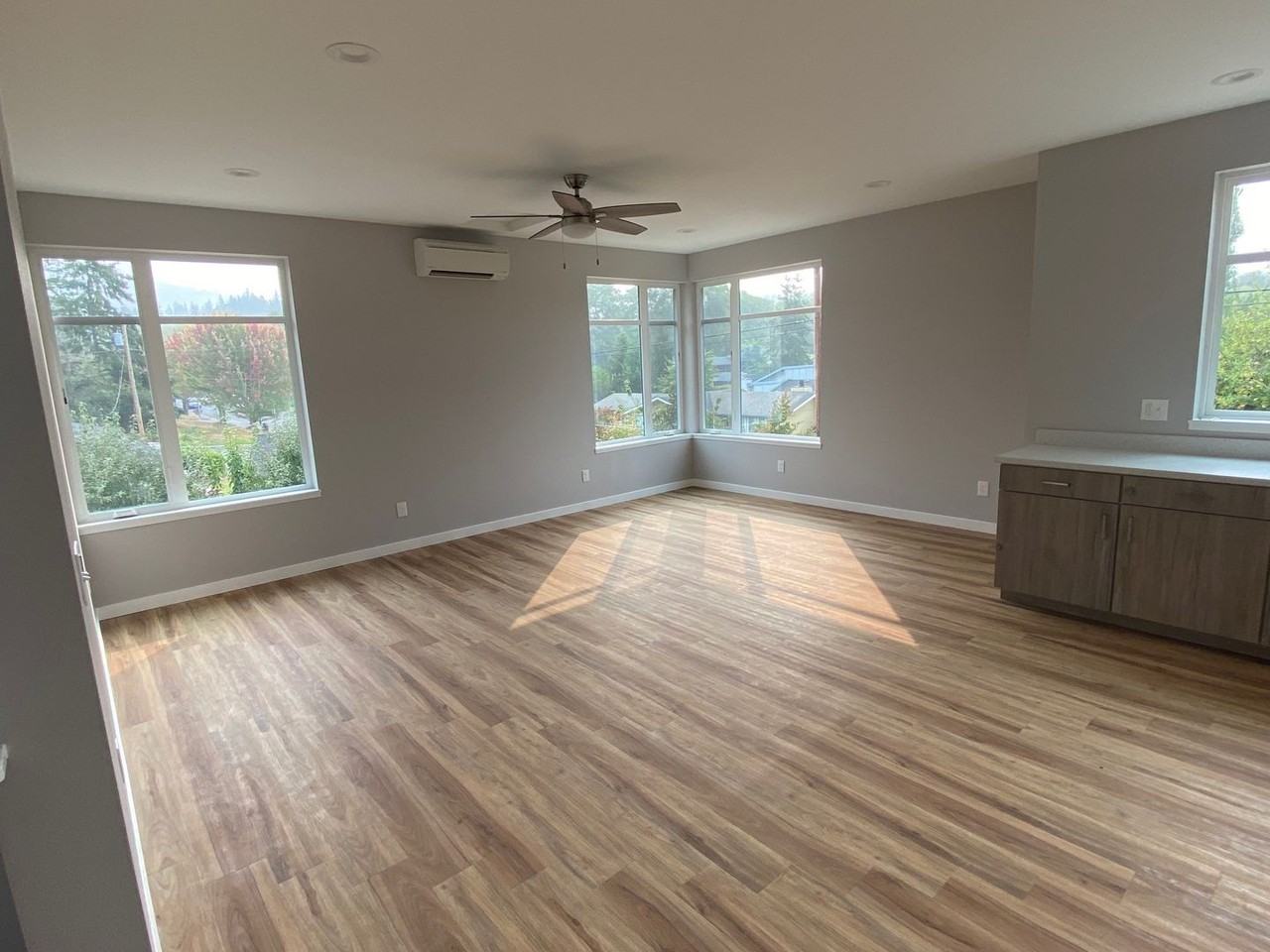 1709 30th St - Photo 7 of 15