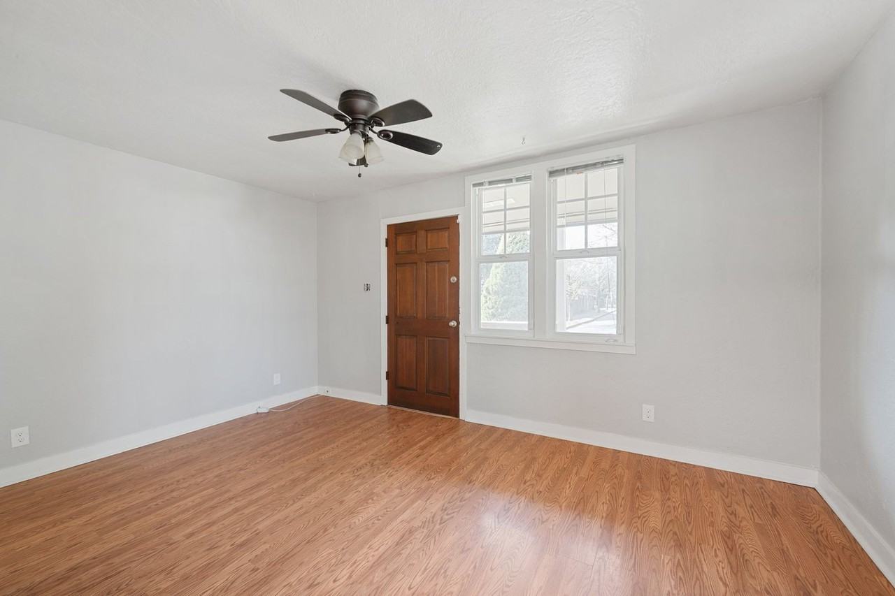 6832 Se 50th Ave - Photo 6 of 22