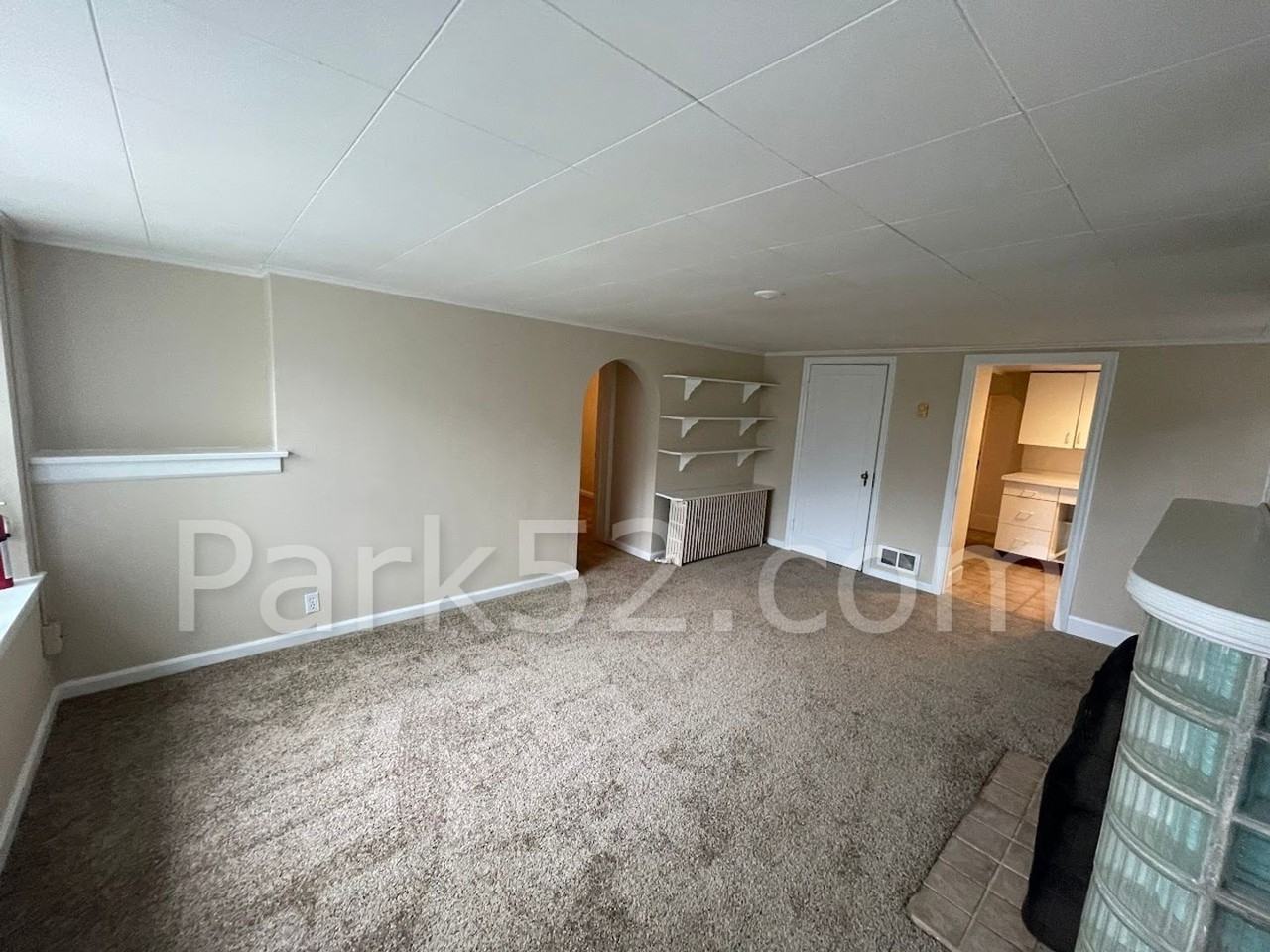 406 N 6th St - Photo 2 of 13